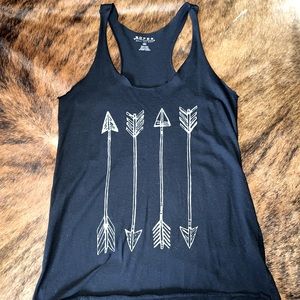 women’s black tank top with white arrows